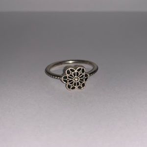 Pandora ring